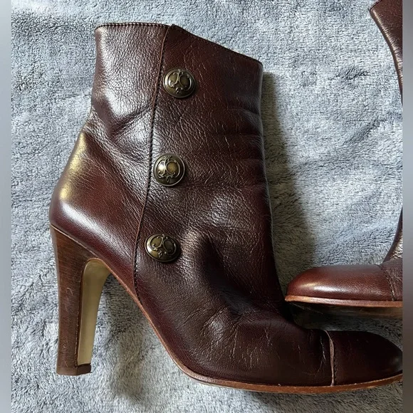 Vintage Juicy Couture leather booties - Picture 3 of 9